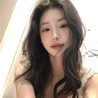 乙女游戏世界对路人角色很不友好